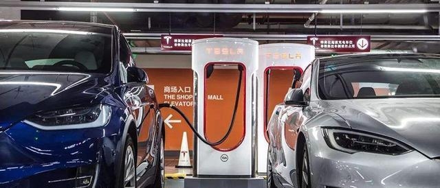 新能源車碳纖維車身案例，新能源車碳纖維車身應(yīng)用實(shí)例