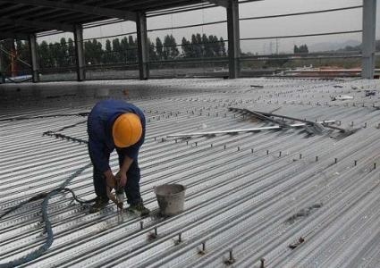 粘鋼加固施工中的安全防護(hù)措施，粘鋼加固施工，安全防護(hù)要點(diǎn)全解析 行業(yè)新聞 第1張