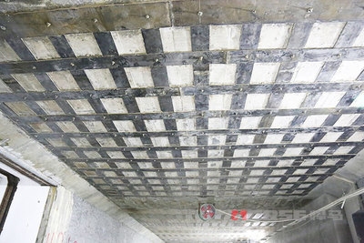 粘鋼板加固現(xiàn)場(chǎng)檢測(cè)技術(shù)應(yīng)用，粘鋼板加固現(xiàn)場(chǎng)檢測(cè)技術(shù)應(yīng)用，保障結(jié)構(gòu)安全的關(guān)鍵舉措 行業(yè)新聞 第1張