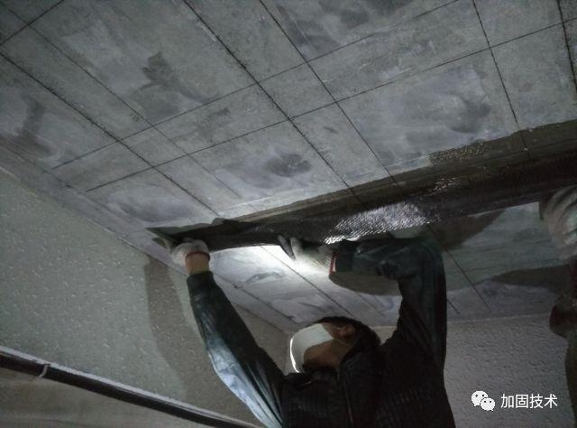 碳布加固的施工質(zhì)量控制要點(diǎn)，碳布加固施工質(zhì)量控制