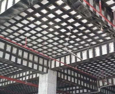 碳纖維布在建筑加固中的應(yīng)用案例，碳纖維布，建筑加固中的神奇布料