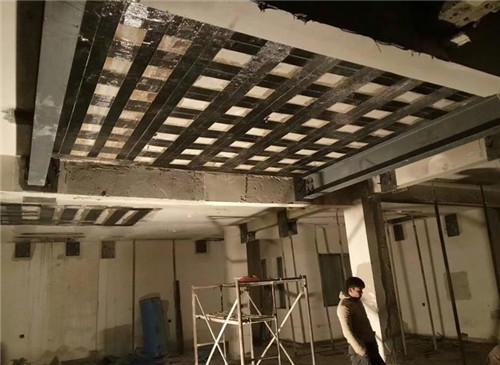 空心樓板加固方法選擇指南，（注，由于您未提供具體內(nèi)容，此標(biāo)題是基于常見建筑加固需求生成的通用示例。如需更精準(zhǔn)的標(biāo)題，請(qǐng)補(bǔ)充相關(guān)內(nèi)容細(xì)節(jié)。） 行業(yè)新聞 第4張